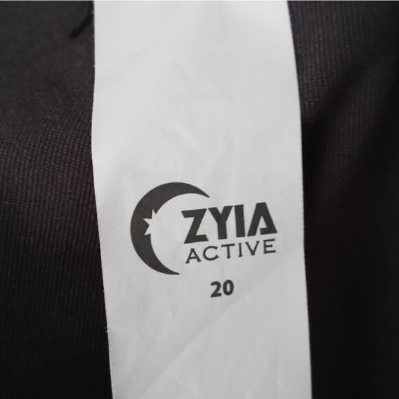 ZYIA camon cropped leggings size 20 - Picture 6 of 7